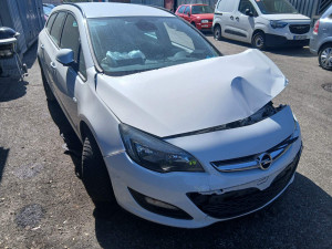 OPEL ASTRA J 1.4 2014 ZA DIJELOVE DIJELOVI ILMA