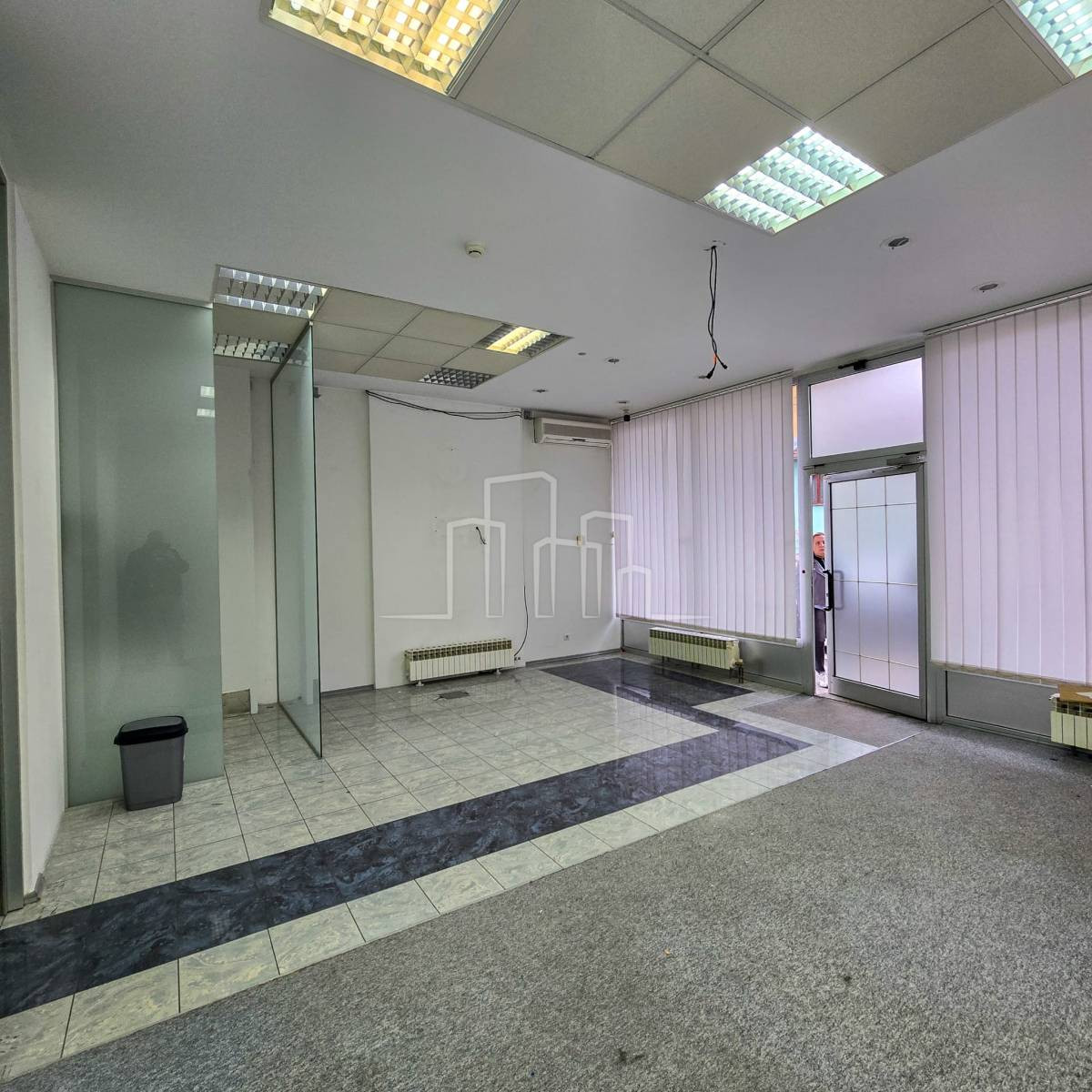 Poslovni Prostor 77m2 Bjelave Najam 2