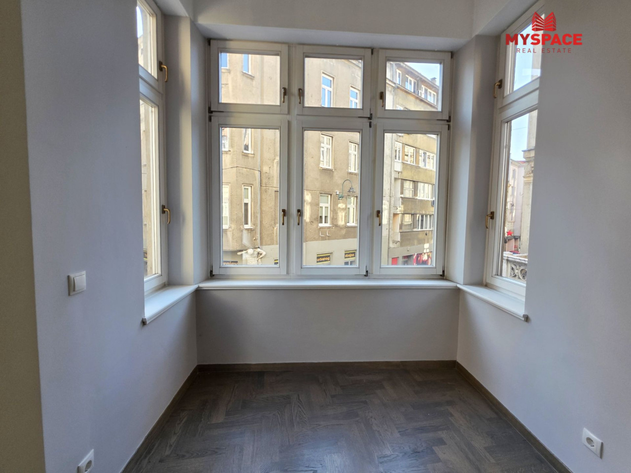 MY SPACE/ Stan/ Marijin Dvor/ RENOVIRAN/ 117(123) m2 16