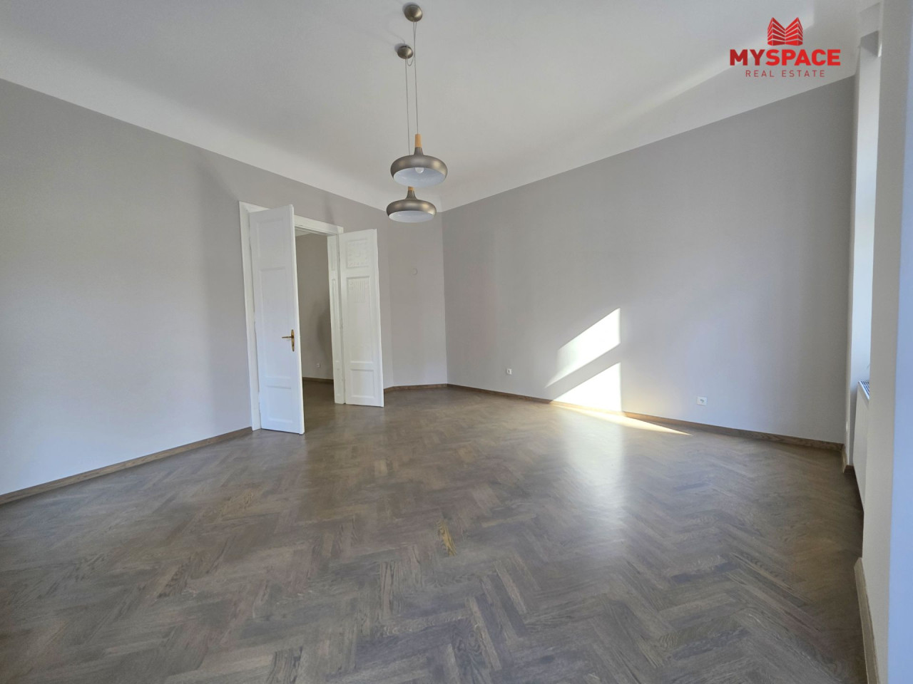 MY SPACE/ Stan/ Marijin Dvor/ RENOVIRAN/ 117(123) m2 18