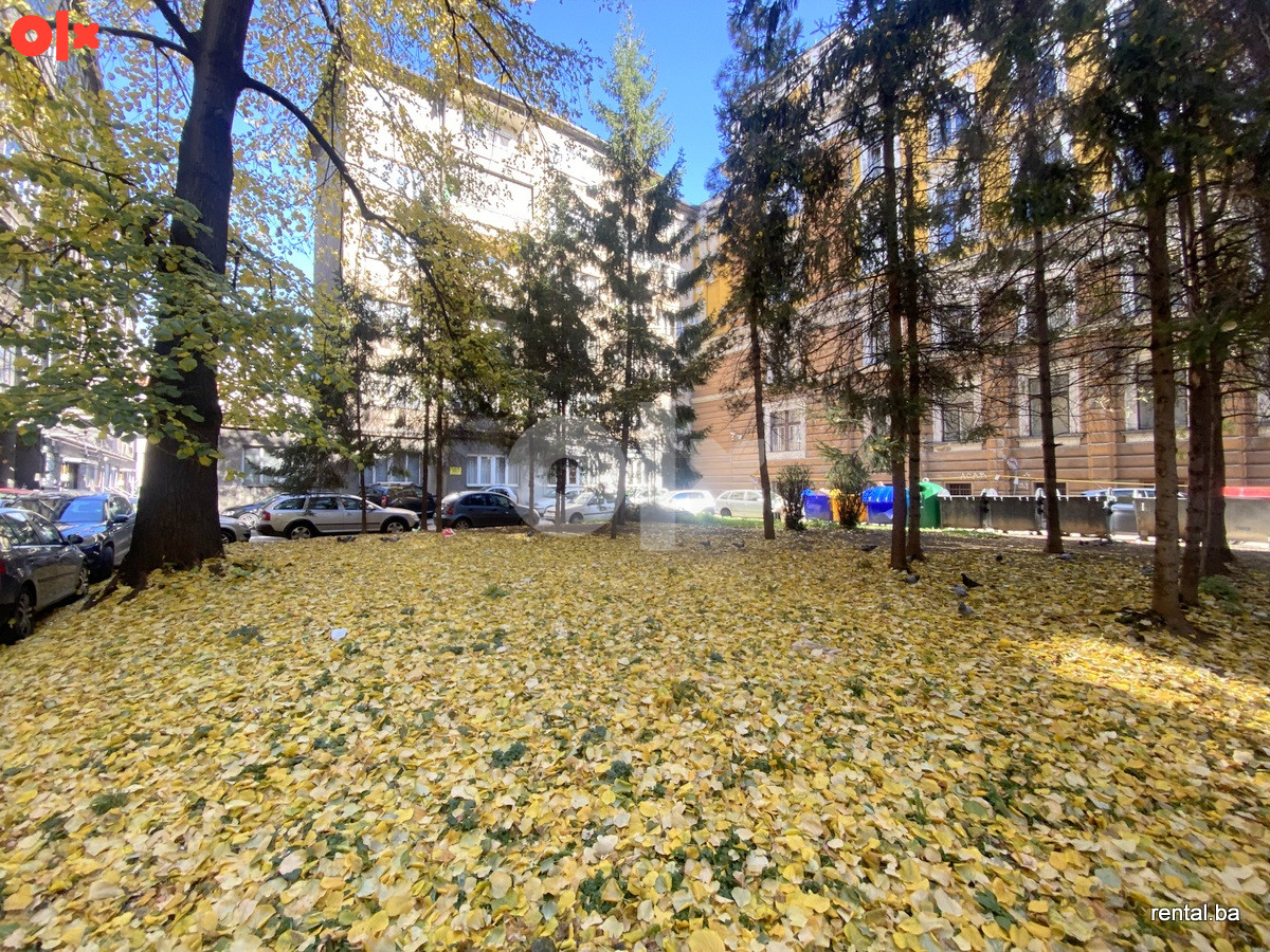 Trosoban stan najam Centar Sarajevo 19