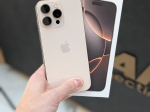 *Kao novo* Apple Iphone 16 Pro Max 256GB 90% Baterija