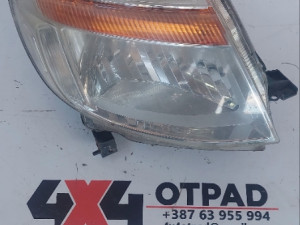 DESNI FAR FORD RANGER 2014.GOD