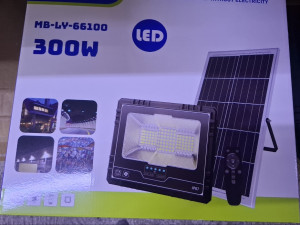 SOLARNI REFLEKTORI OD 100 200 I 300W