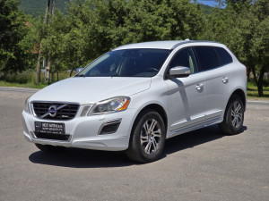 Volvo XC 60 R-Design 2.4 (D3), 4x4, Automatik, 120kW