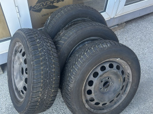 205/60-16 Kelly zimske gume sa felnama