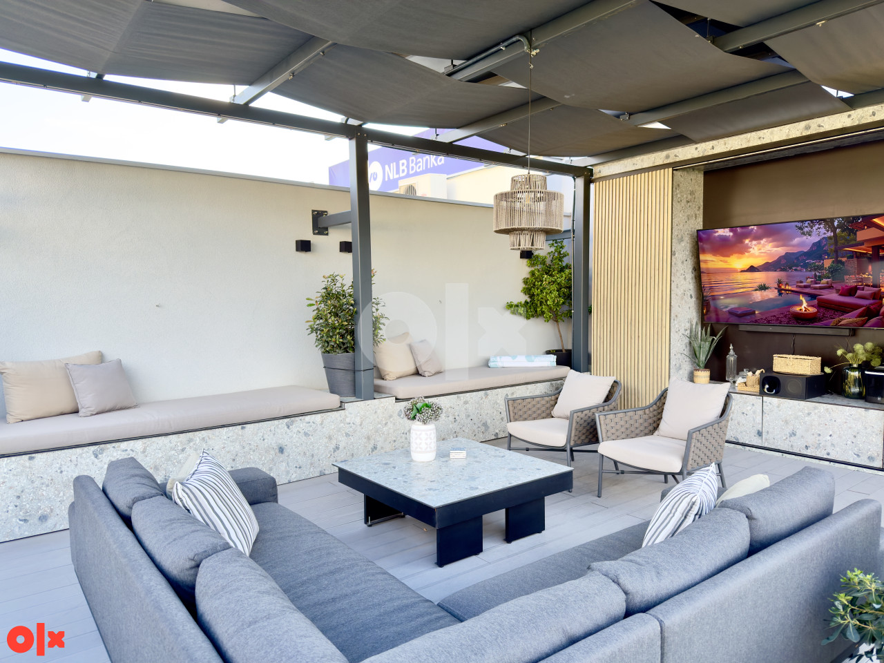 Stan Mostar, cetvorosoban,250 m2 balkon, stan kao kuca