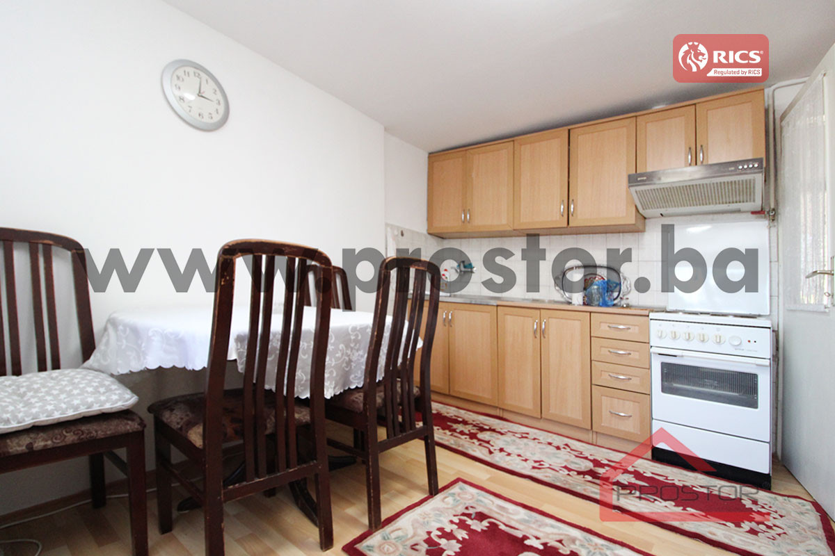 PROSTOR izdaje: Jednosoban stan, 45m2, Skenderija 4