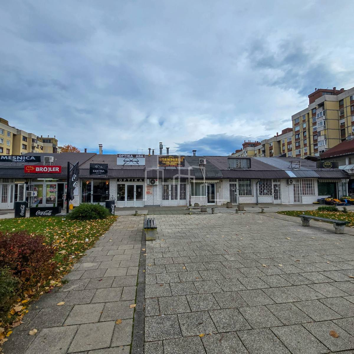 Poslovni Prostor 220m2 Dobrinja