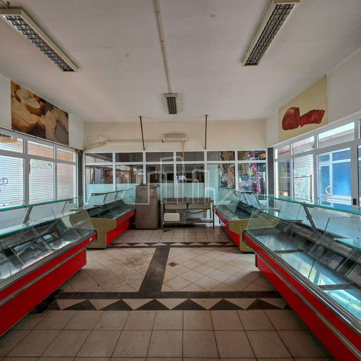 Poslovni Prostor 220m2 Dobrinja 3