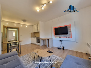 TOTAL PRO / Dvosoban stan 33m2 / Jezero / Centar