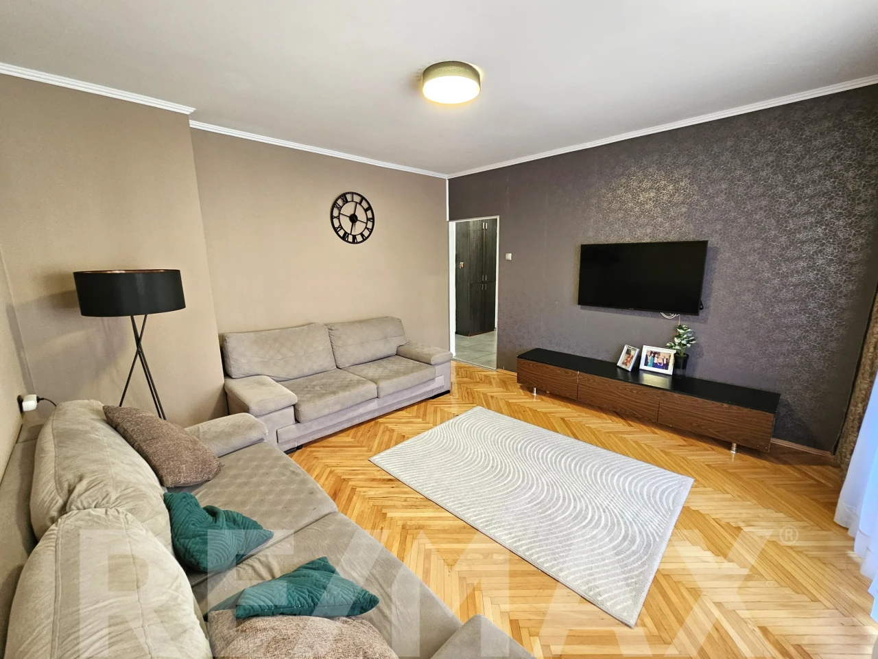Kompletno renoviran i namješten stan centru Banja Luke  - 60m2