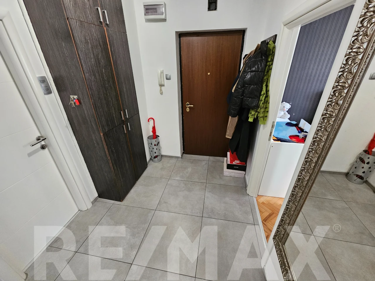 Kompletno renoviran i namješten stan centru Banja Luke  - 60m2 13