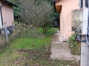 KUĆA U PRIJEČANIMA BLIZU CRKVE