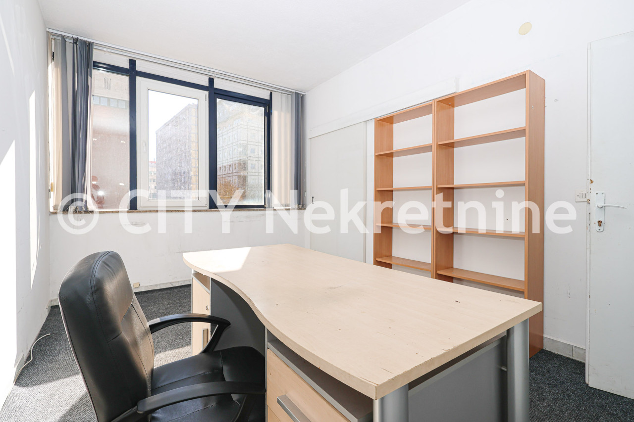 Poslovni prostor - Centar - Marijin dvor - 12 m2 2