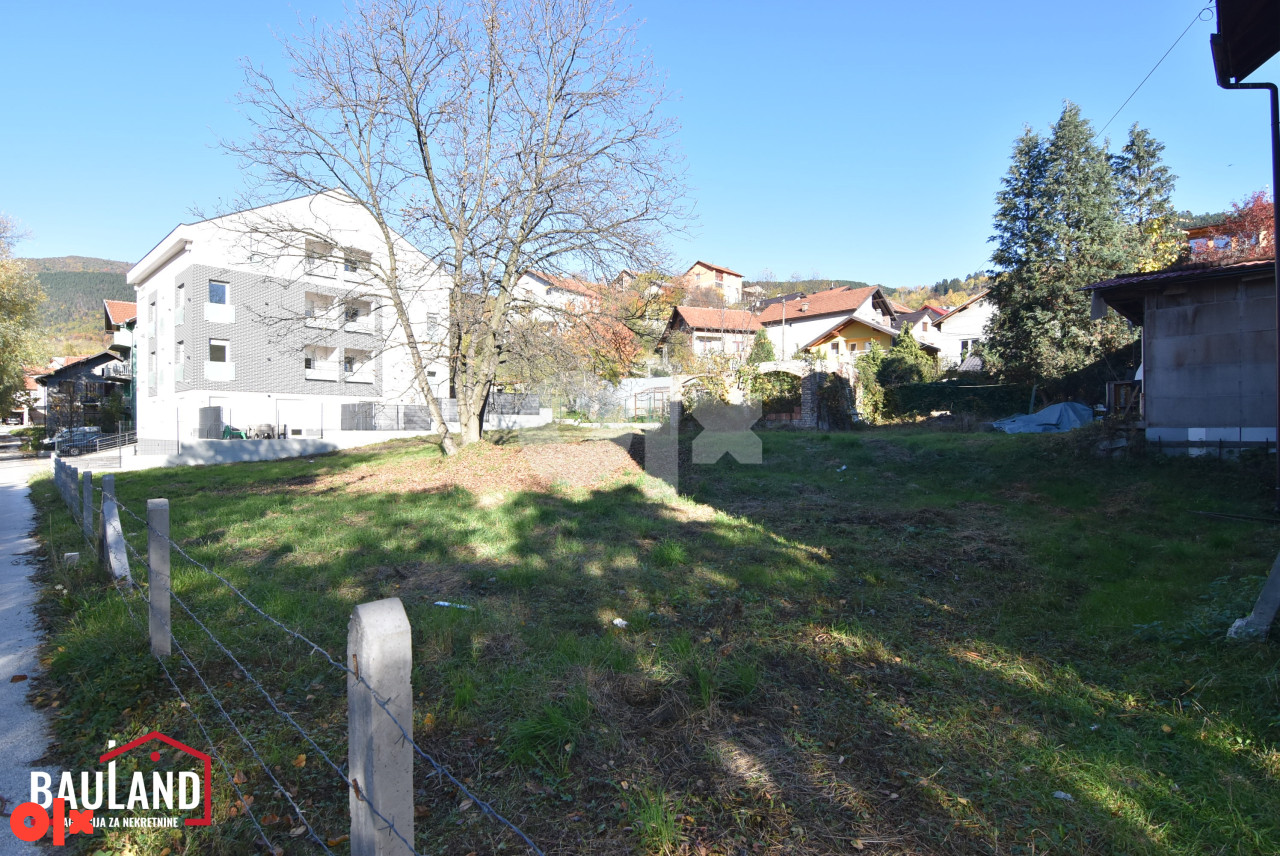 Višenamjenski poslovni prostor, 100m2 / Centar 3