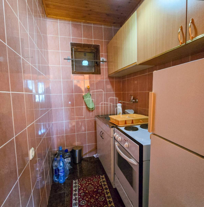 Vikendica 95m2 sa 7550m2 Zemljišta Hrenovica 12