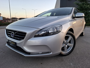 VOLVO V40 D2 1.6 DIZEL *156 000 KM*  SAVRSEN UVOZ SVAJCARSKA V 40