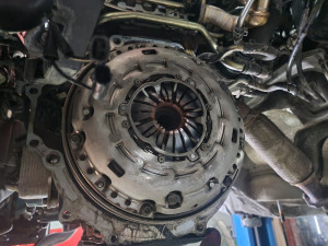 Zamajac set kvacila LUK CX-7 2.2 127KW MZR-CD CX7 MAZDA