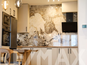 PALATA|najam luksuznog stana sa garažnim mjestom