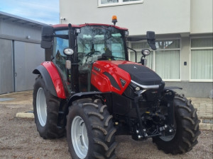 Traktor Case IH Farmall 120C