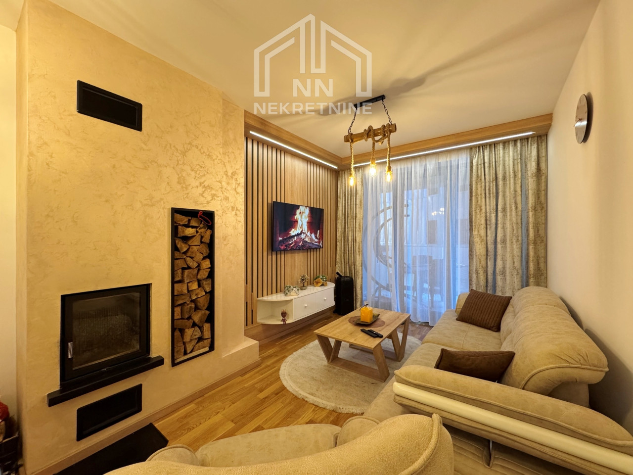 NN Nekretnine : Trosoban apartman sa garažom - Bjelašnica 2