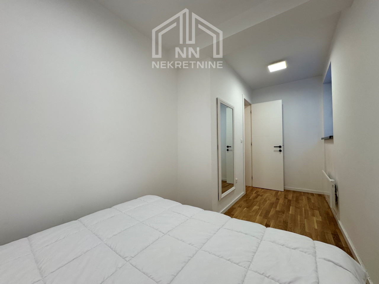 NN Nekretnine : Trosoban apartman sa garažom - Bjelašnica 10