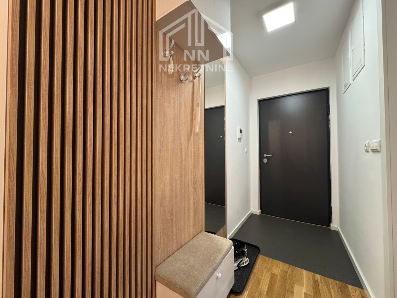NN Nekretnine : Trosoban apartman sa garažom - Bjelašnica 11