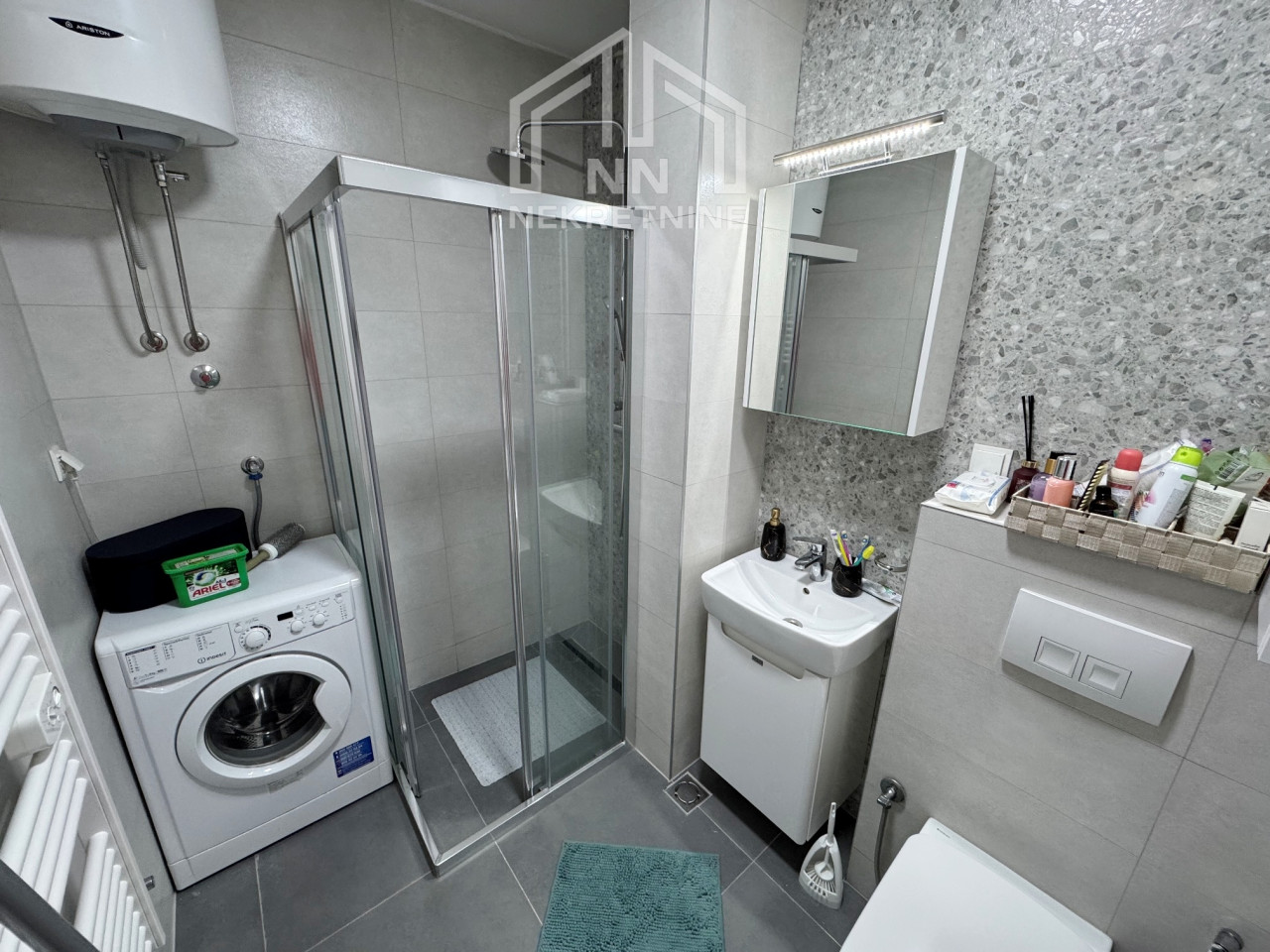 NN Nekretnine : Trosoban apartman sa garažom - Bjelašnica 14