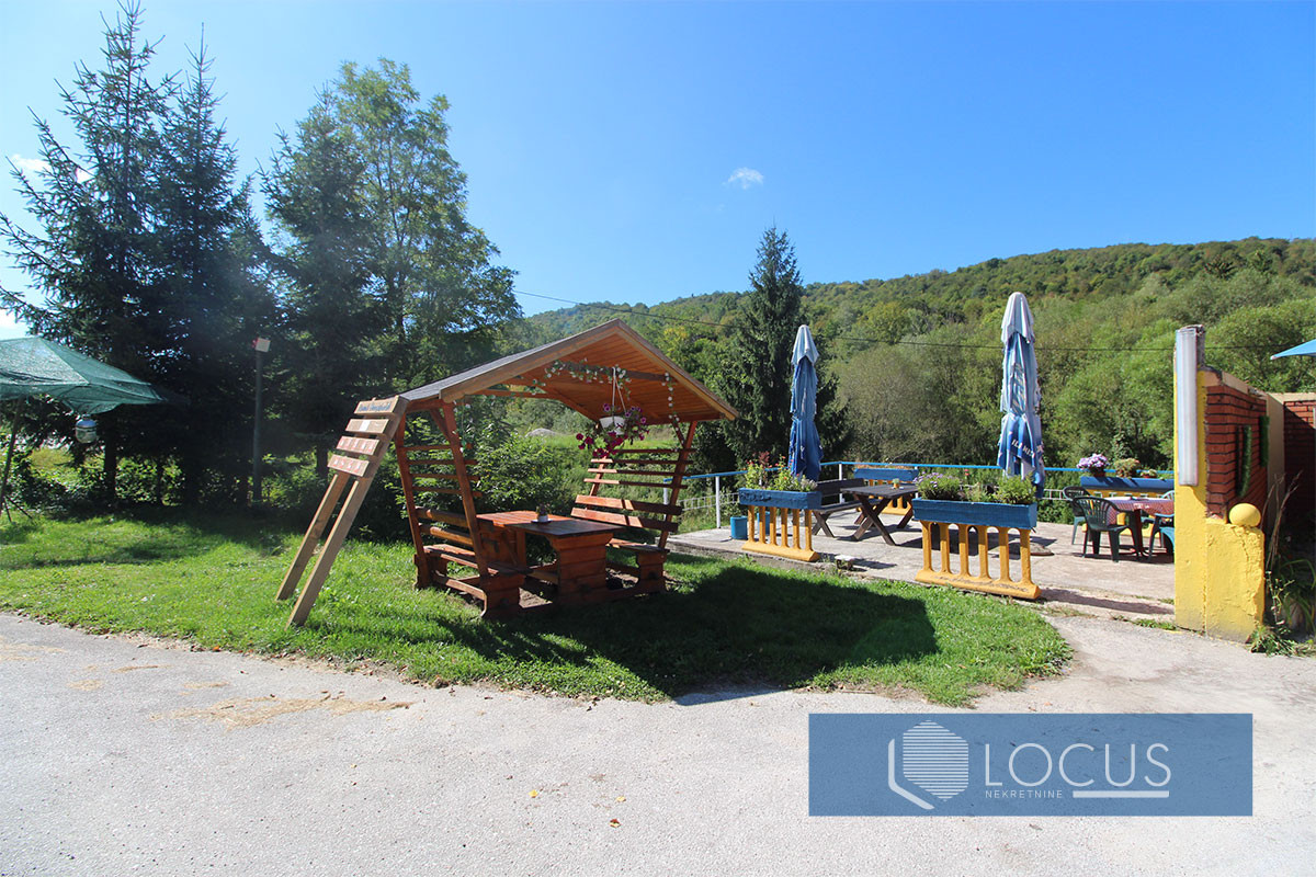 LOCUS prodaje: Restoran sa motelom, Ilovice, Trnovo 4