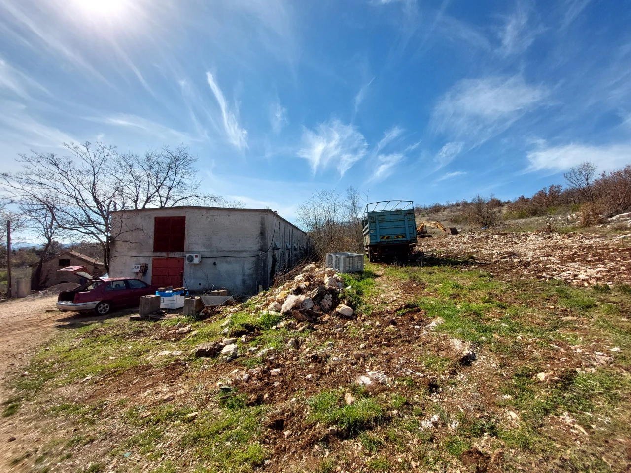 EOS / Farma / Crnići / 400 m2