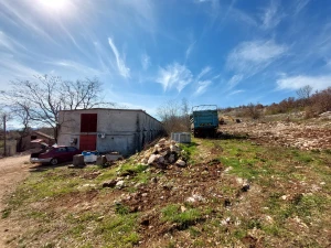 EOS / Farma / Crnići / 400 m2