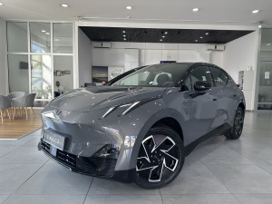 Lynk & Co 02 69 kWh RWD AT