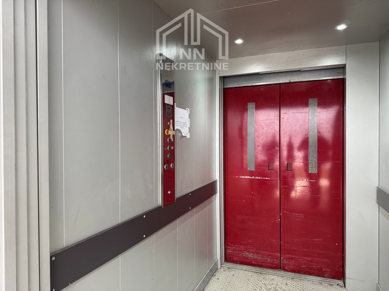 NN Nekretnine : Poslovni prostori - Industrijska zona Vogošća 21