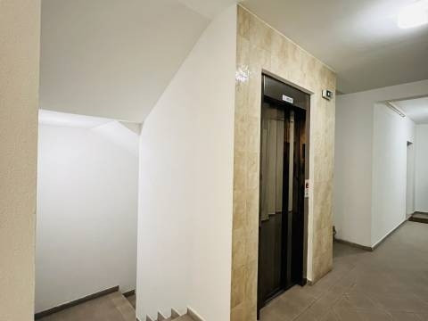 Najam stan 4soban Sarajevo - Centar 2