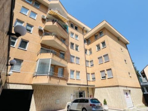 Najam stan 4soban Sarajevo - Centar