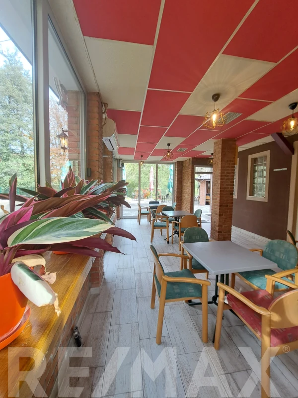 Iznajmljuje se Restoran/Kafić u Šušnjarima, Laktaši