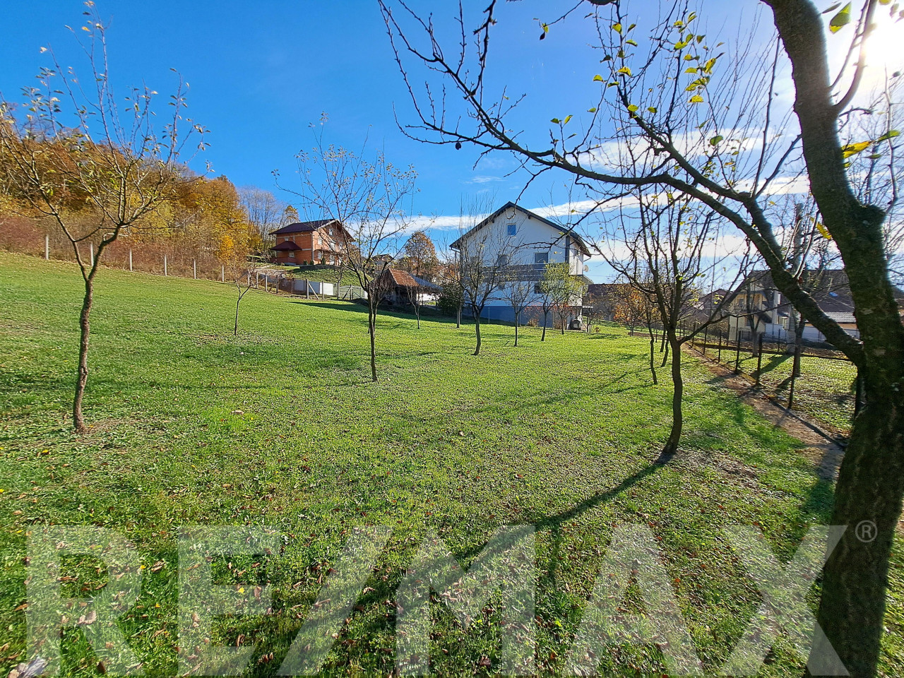 Prodaja atraktivnog građevinskog placa 807m2, Lauš, Banja Luka