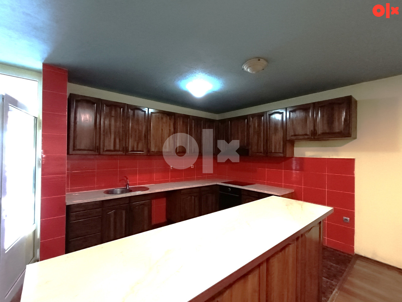 Kuća  250 m2 parcela 409 m2 Doglodi Stup 20