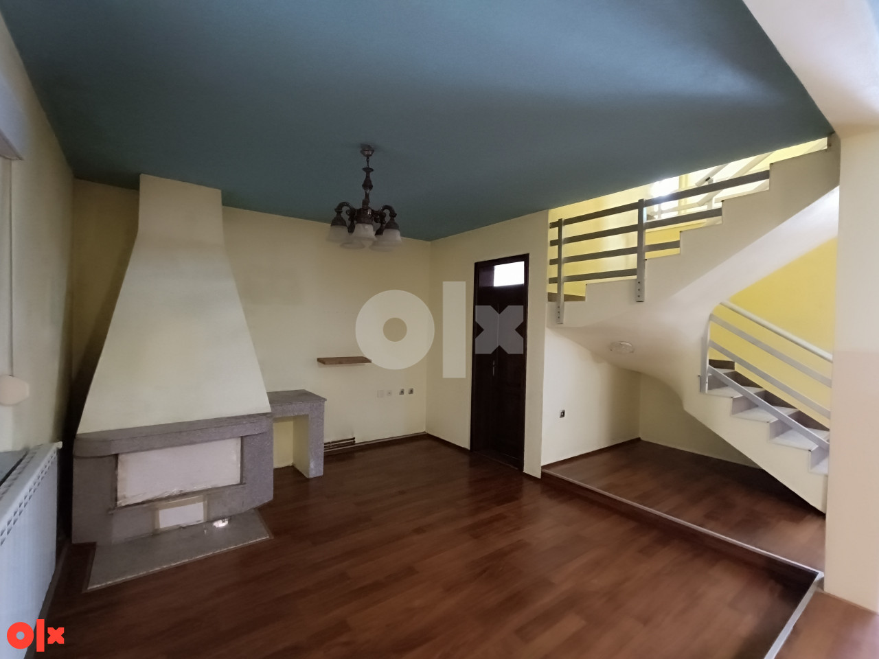 Kuća  250 m2 parcela 409 m2 Doglodi Stup 11