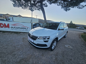 Škoda Karoq 1.6 TDI/KAMERA/PANORAMA