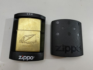 Zippo upaljac u kutiji