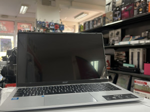 Acer A325-45 15.6 FHD Celeron 8GB 256GB NoOs