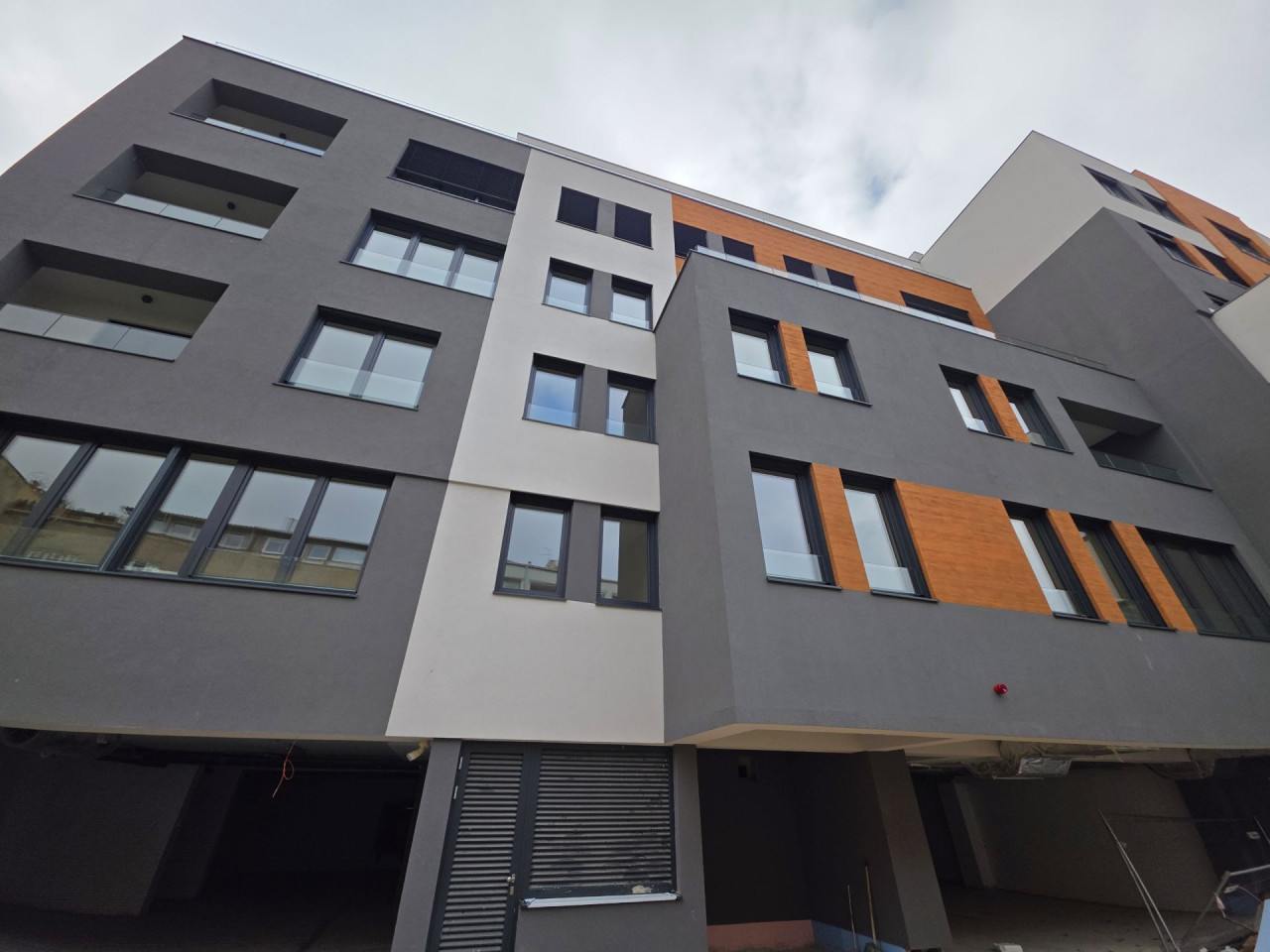 MY SPACE/ Poslovni prostor/ Grbavica/ NOVOGRADNJA/ 127 m2