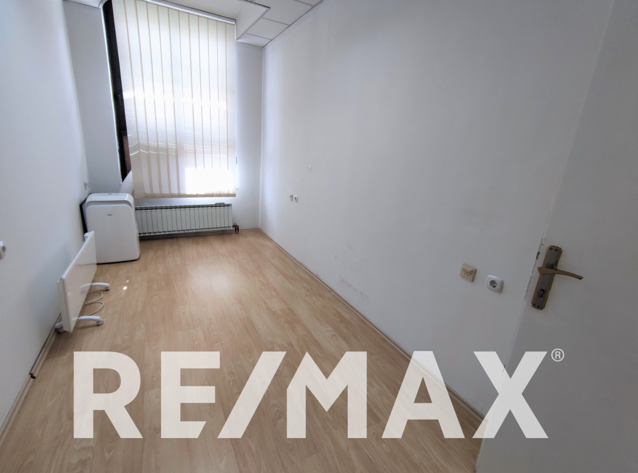 Poslovni prostor 127m2, 5 prostorija, Zanatski centar Jevrejska 6