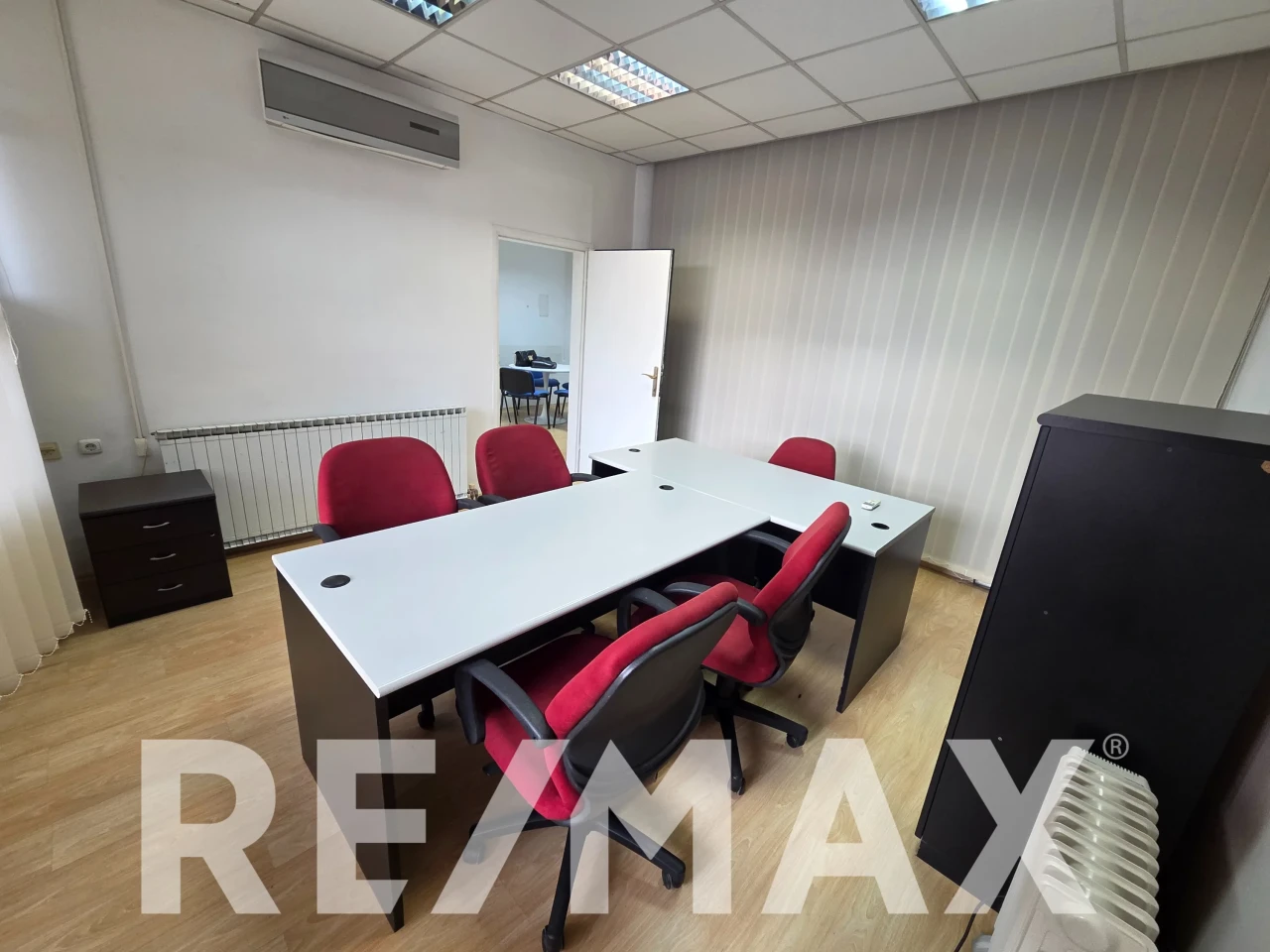 Poslovni prostor 127m2, 5 prostorija, Zanatski centar Jevrejska 9