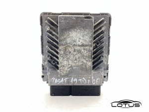 Kompjuter motora ECU VW PASSAT 6 1.9 TDI 03G906018CD