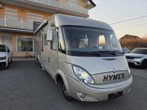 Mercedes-Benz Hymer S830 Kamper