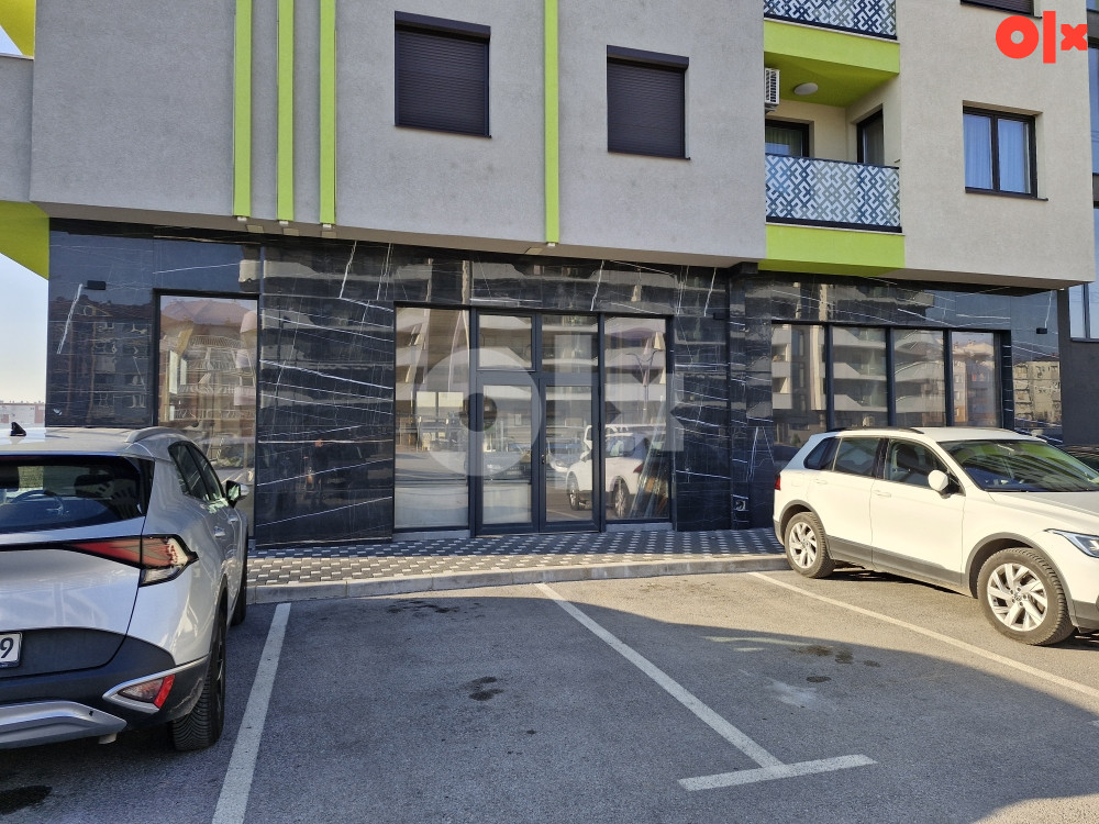 Poslovni prostor Istočno Sarajevo 350m2 3