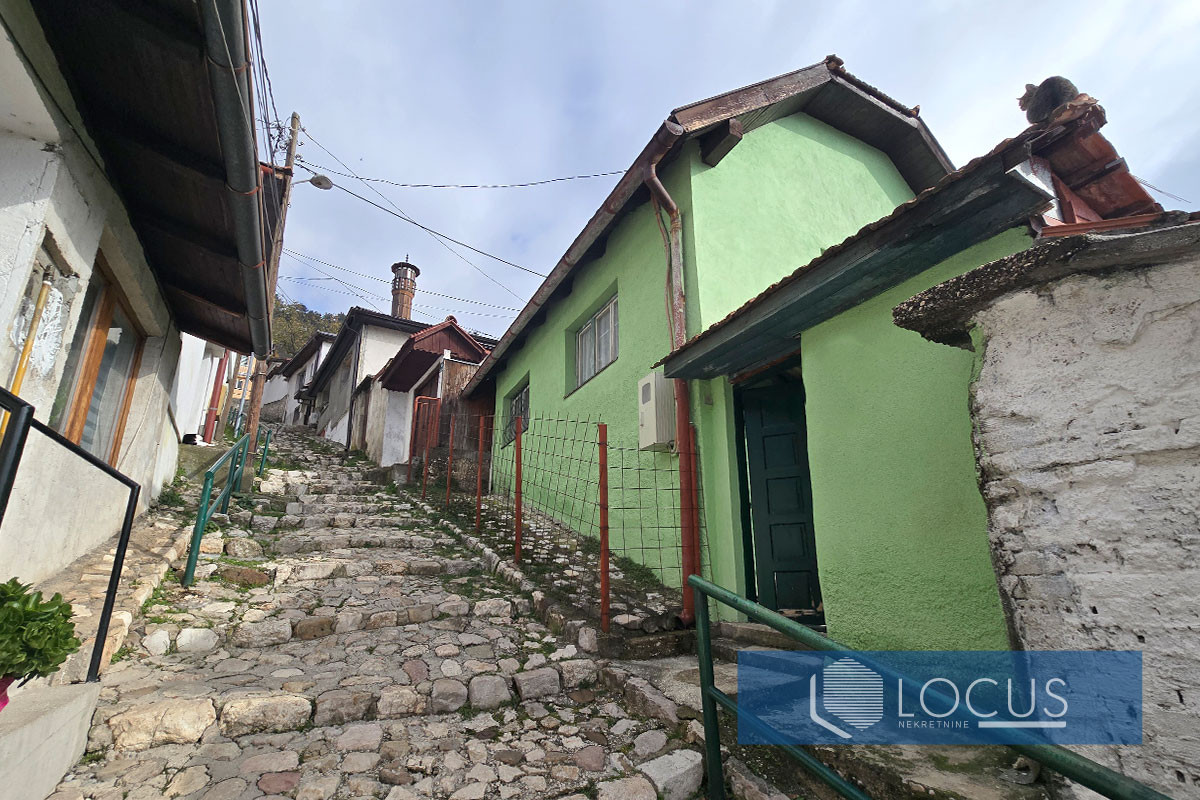 LOCUS: Useljiva kuća kod škole, Vratnik, Stari Grad 3